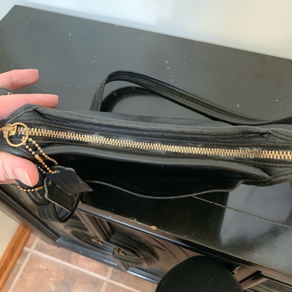Vintage Coach Leatherware crossbody - Picture 5 of 6